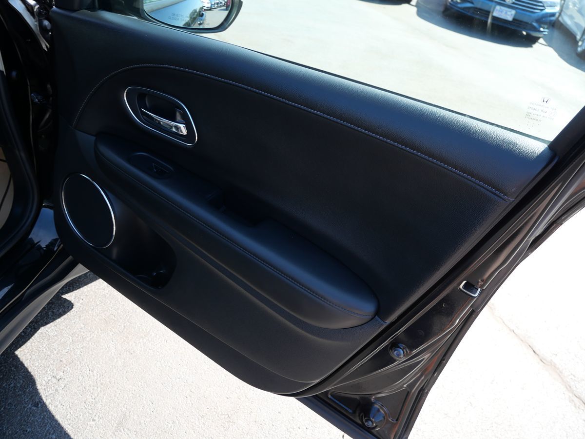 2018 Honda HR-V EX-L photo 30
