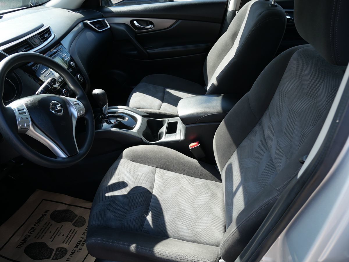 2016 Nissan Rogue S photo 8