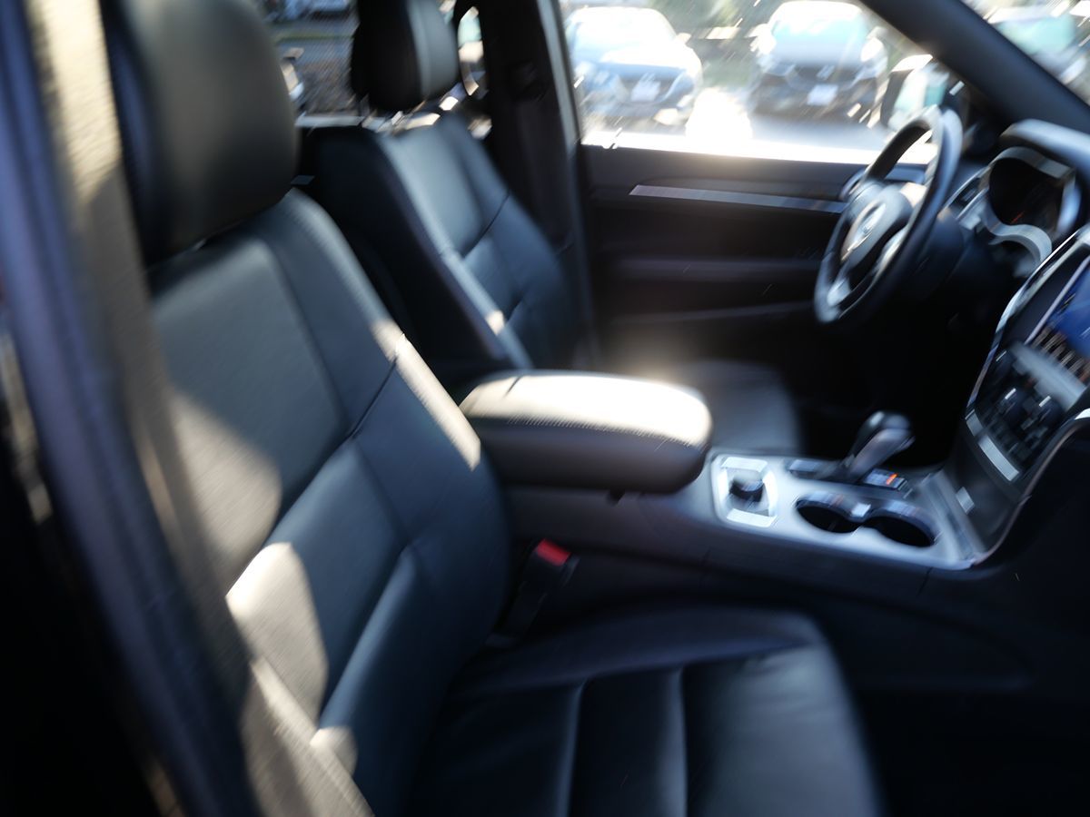 2018 Jeep Grand Cherokee Limited photo 30