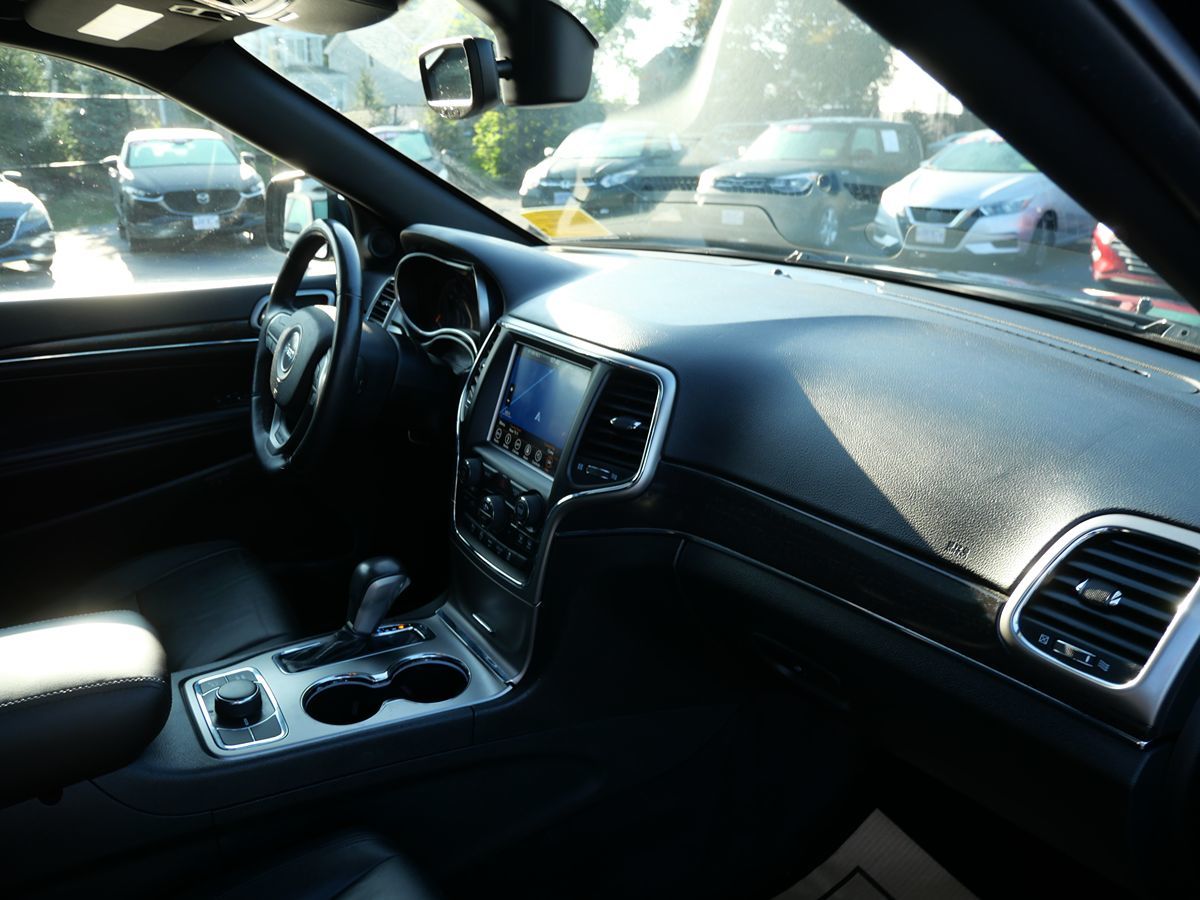 2018 Jeep Grand Cherokee Limited photo 32