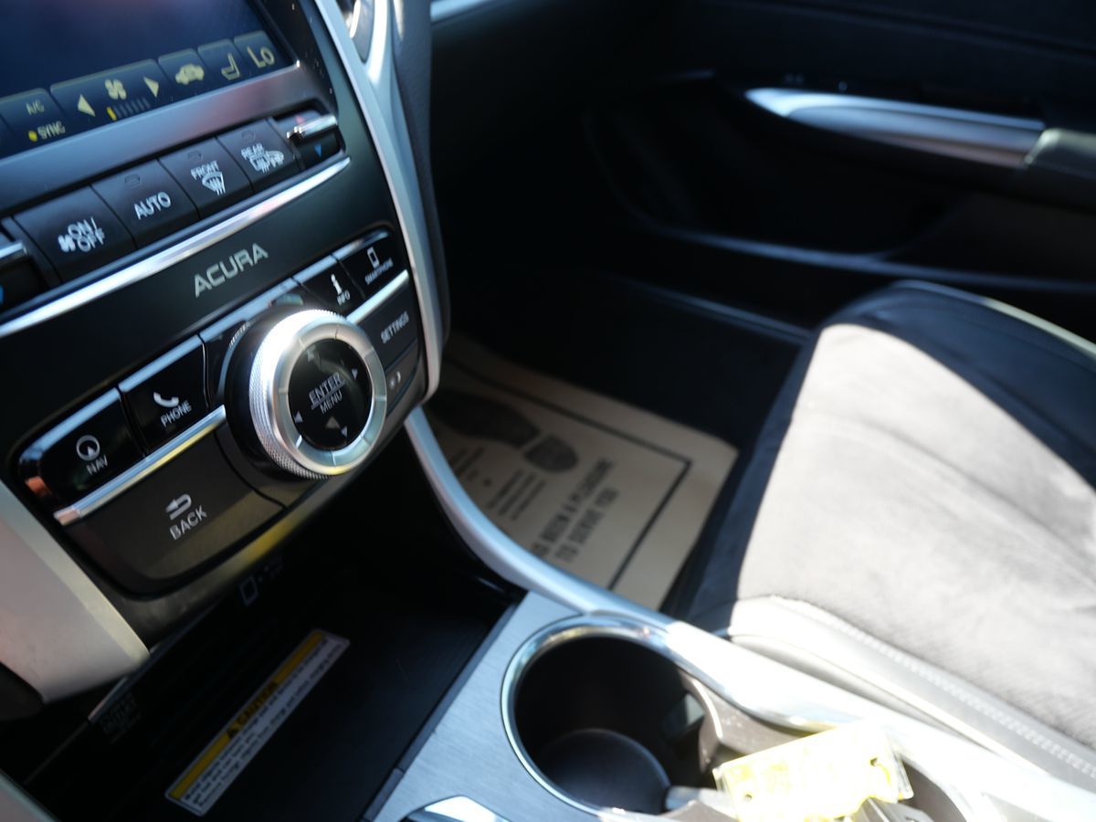 2018 Acura TLX SH-AWD Technology photo 15