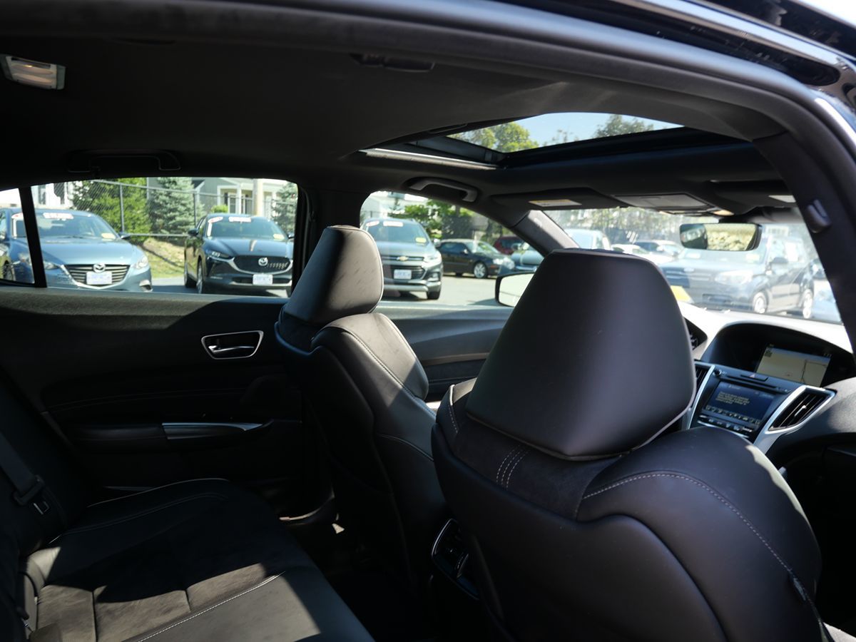 2018 Acura TLX SH-AWD Technology photo 26