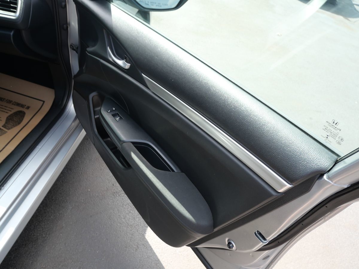 2016 Honda Civic LX photo 28