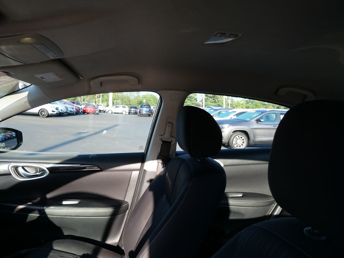 2018 Nissan Sentra SV photo 12