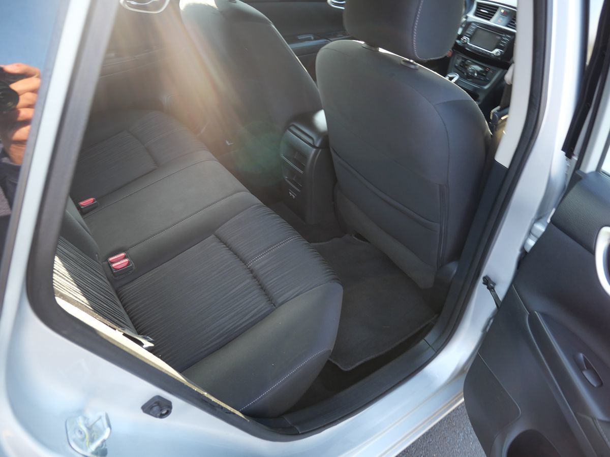 2018 Nissan Sentra SV photo 22