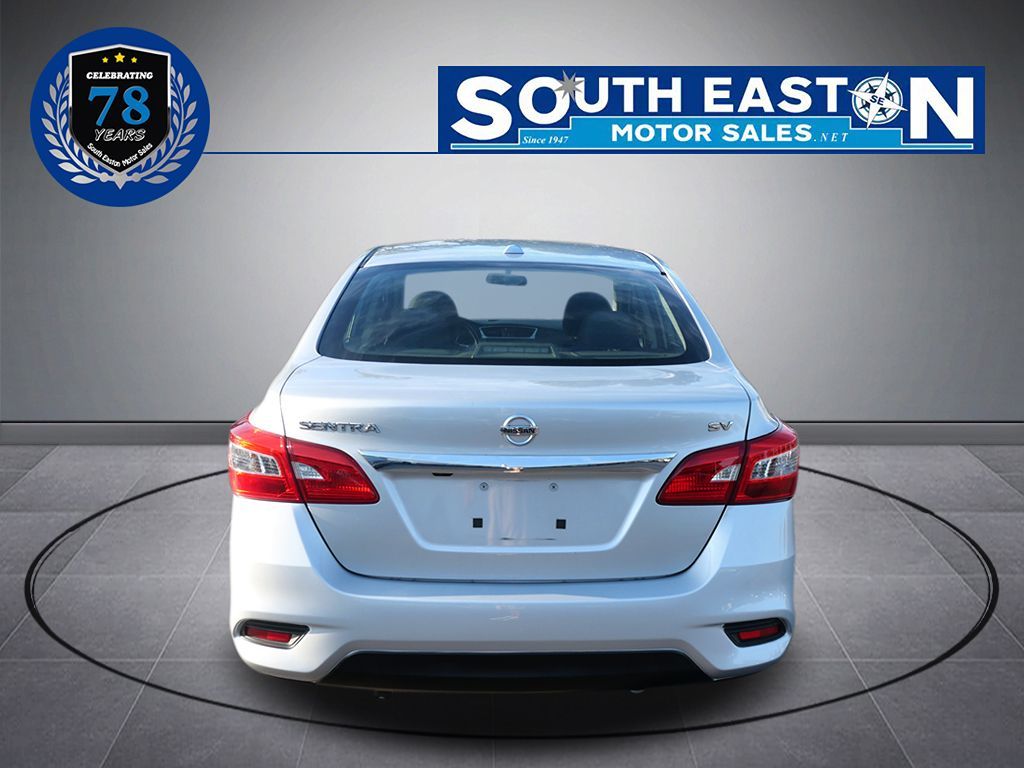2018 Nissan Sentra SV photo 5