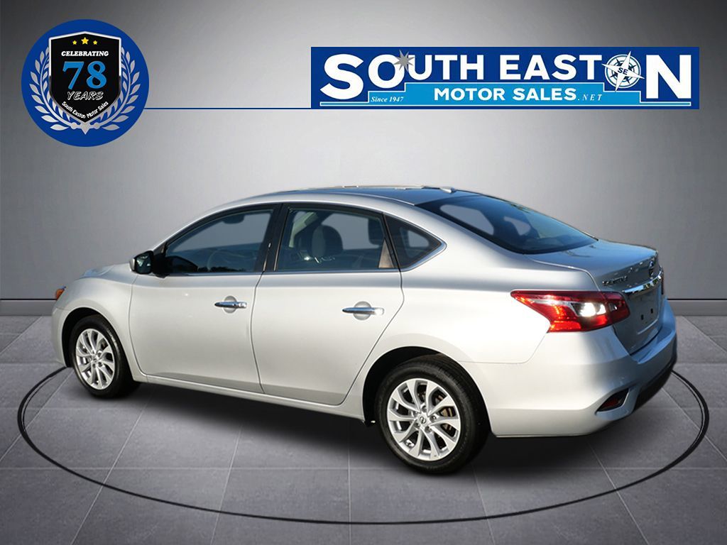 2018 Nissan Sentra SV photo 9