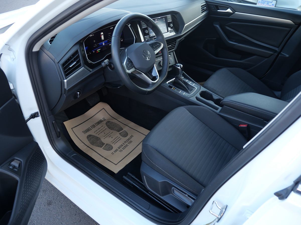 2024 Volkswagen Jetta S - Photo 9