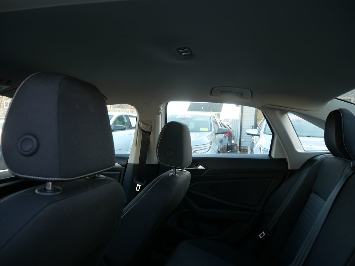 2024 Volkswagen Jetta S - Photo 21