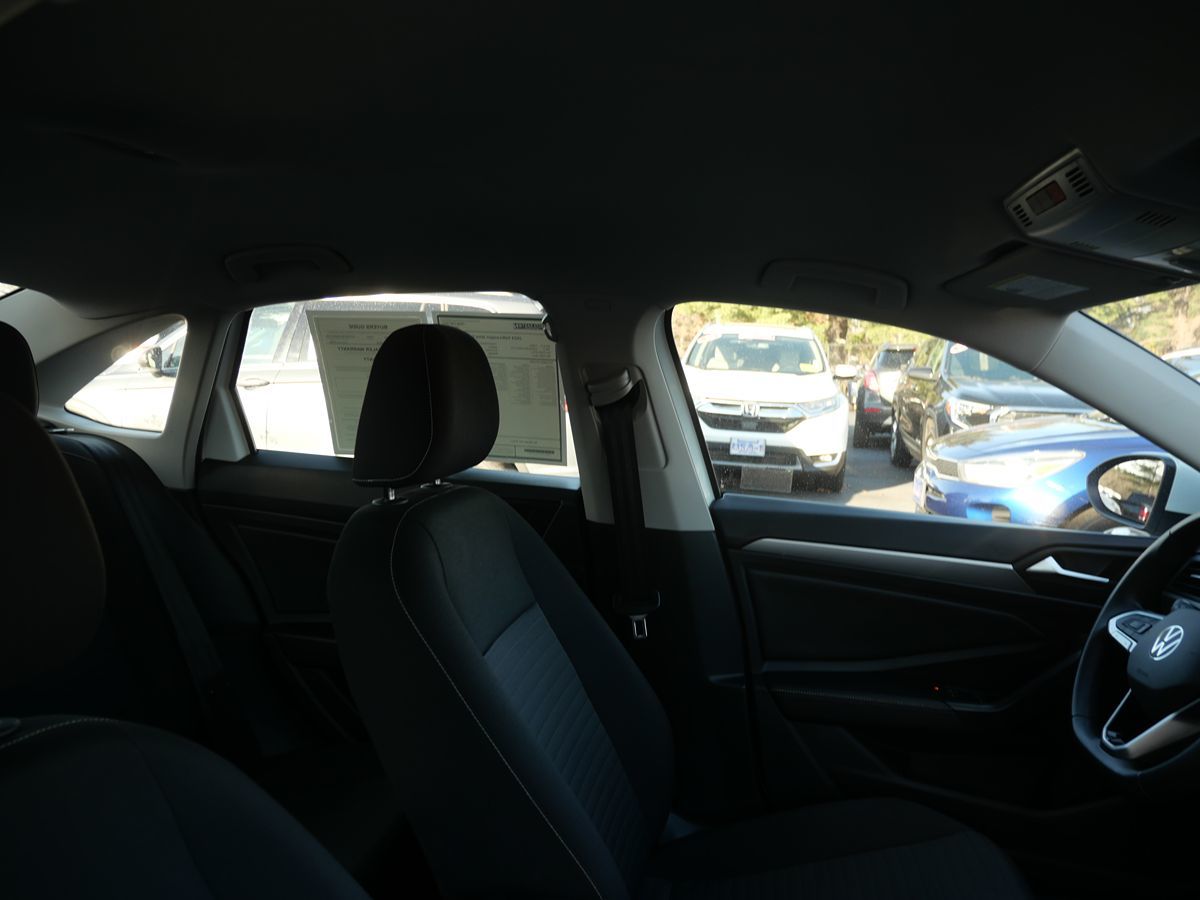 2024 Volkswagen Jetta S - Photo 30