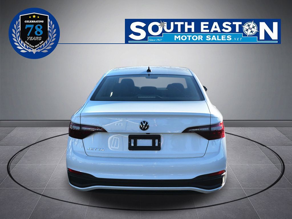 2024 Volkswagen Jetta S - Photo 4