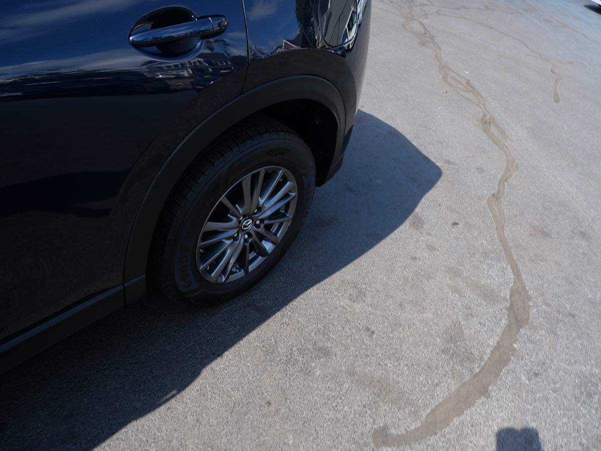 2019 Mazda CX-5 Touring photo 2