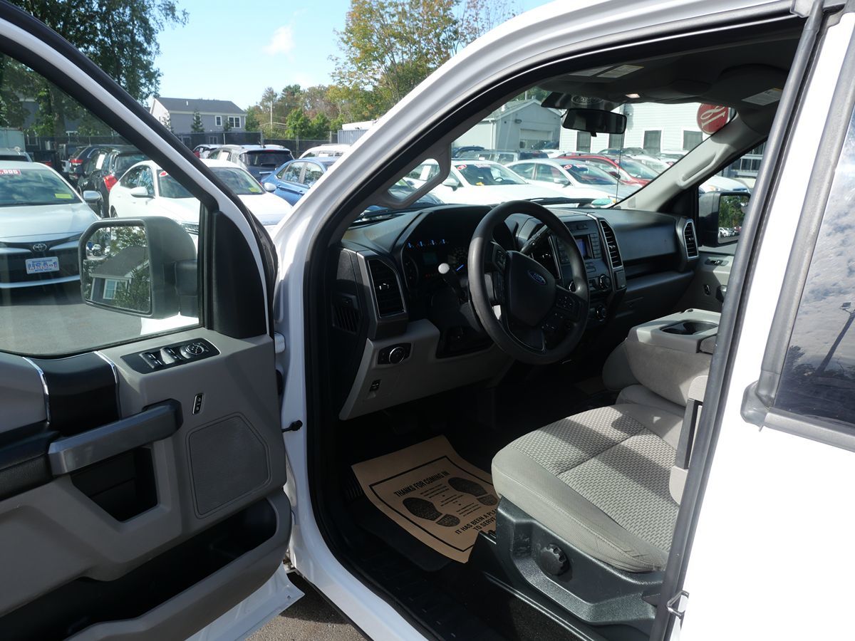 2018 Ford F-150 XLT photo 9