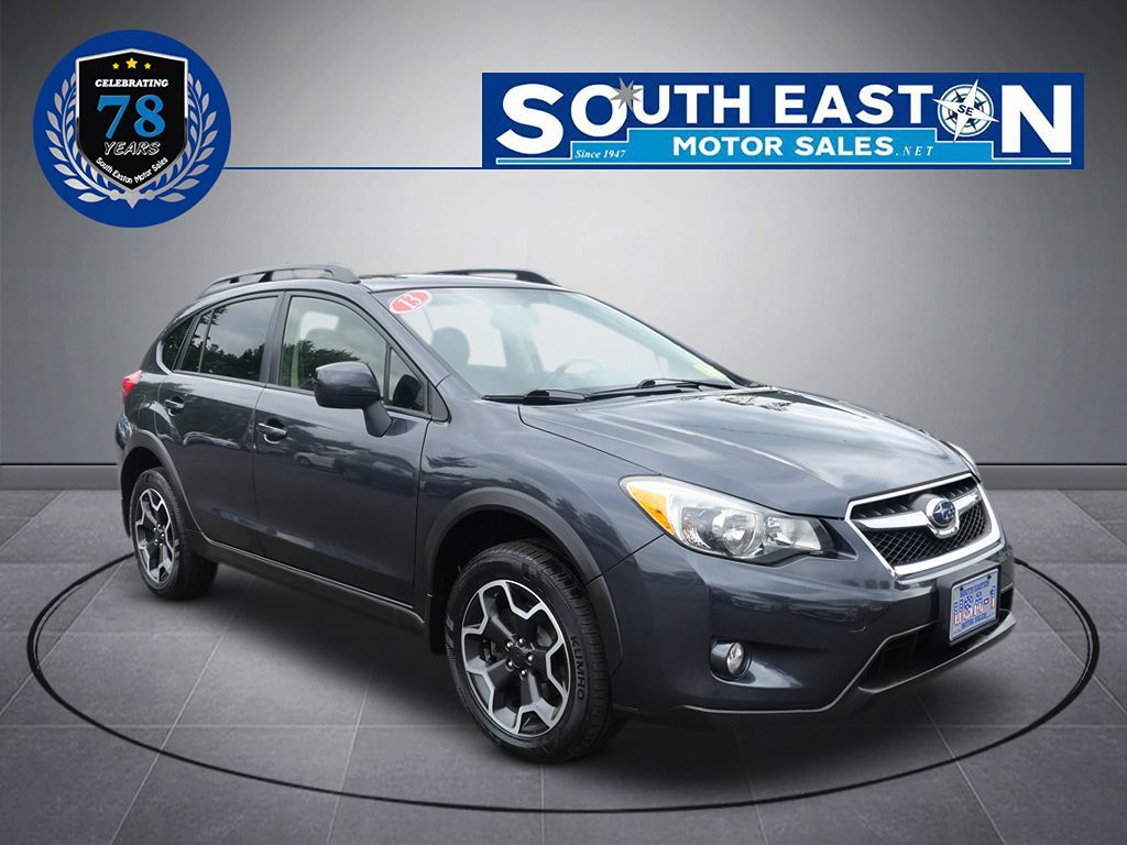 2013 Subaru Crosstrek Limited photo 2