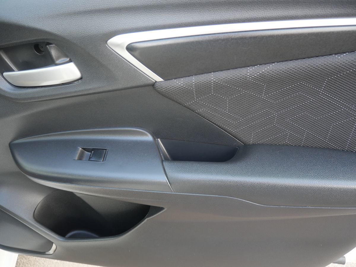 2015 Honda Fit EX-L Navi photo 18
