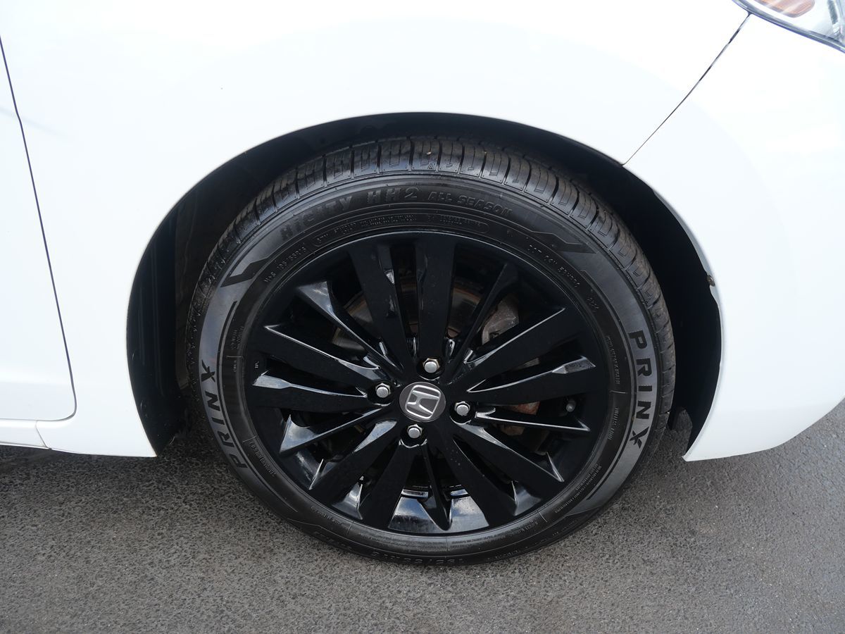 2015 Honda Fit EX-L Navi photo 30