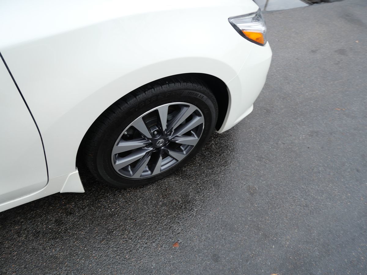 2017 Nissan Altima 2.5 SV photo 31