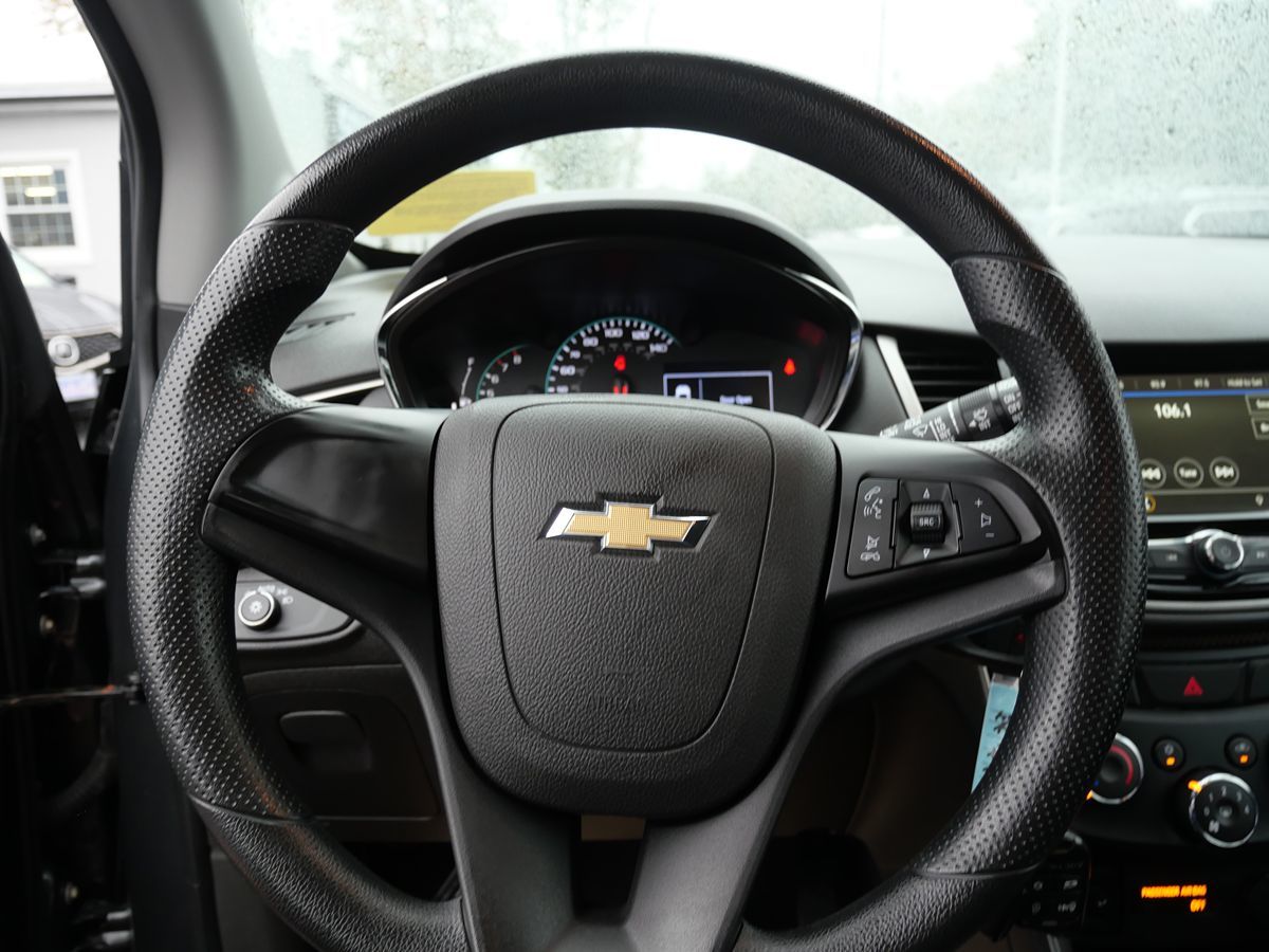 2019 Chevrolet Trax LS photo 15