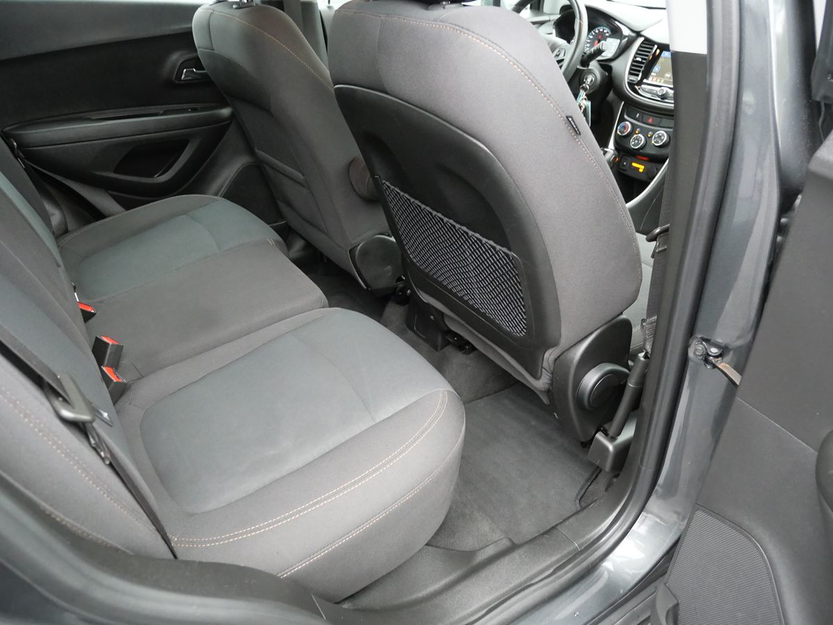 2019 Chevrolet Trax LS photo 21