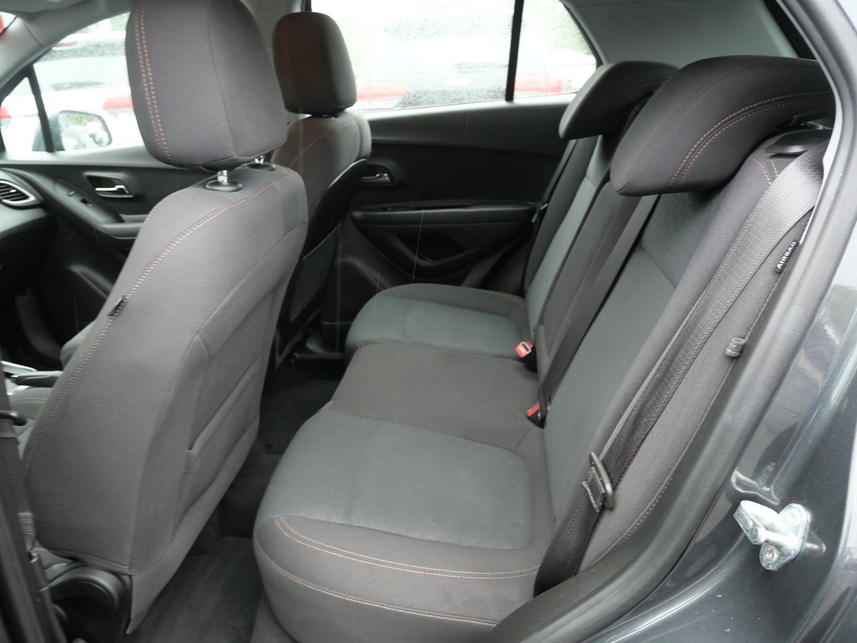 2019 Chevrolet Trax LS photo 25