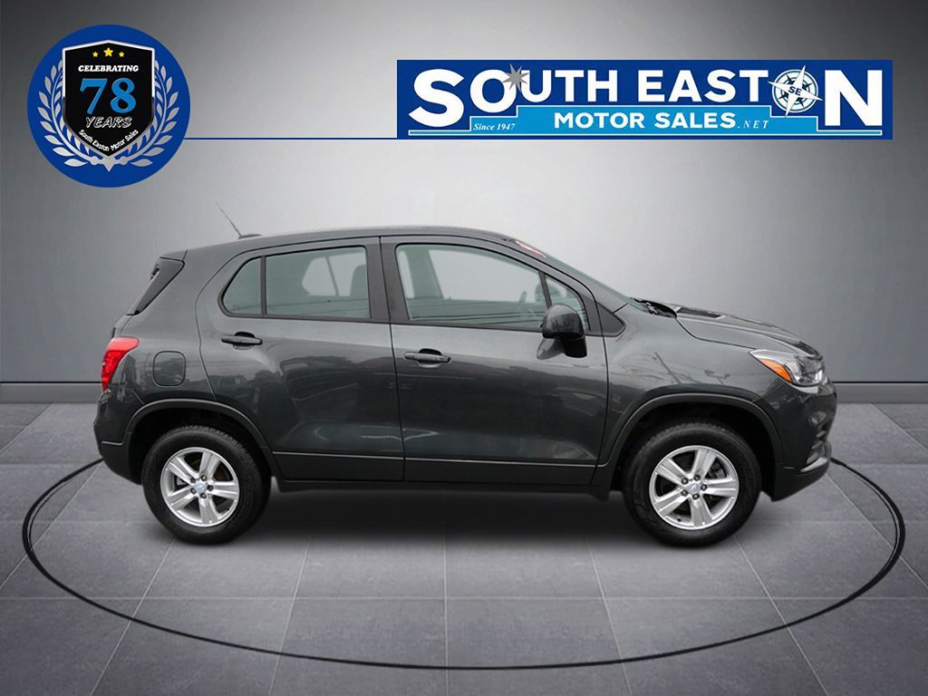 2019 Chevrolet Trax LS photo 8
