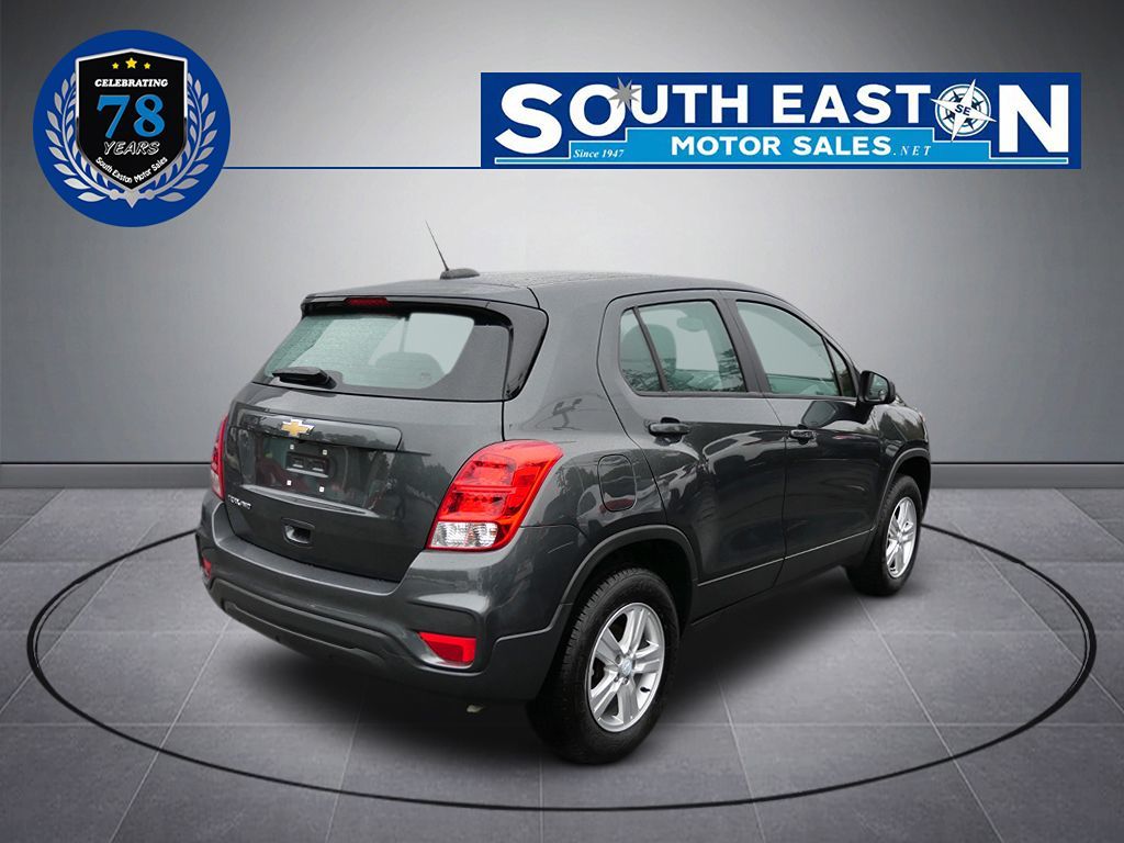 2019 Chevrolet Trax LS photo 6