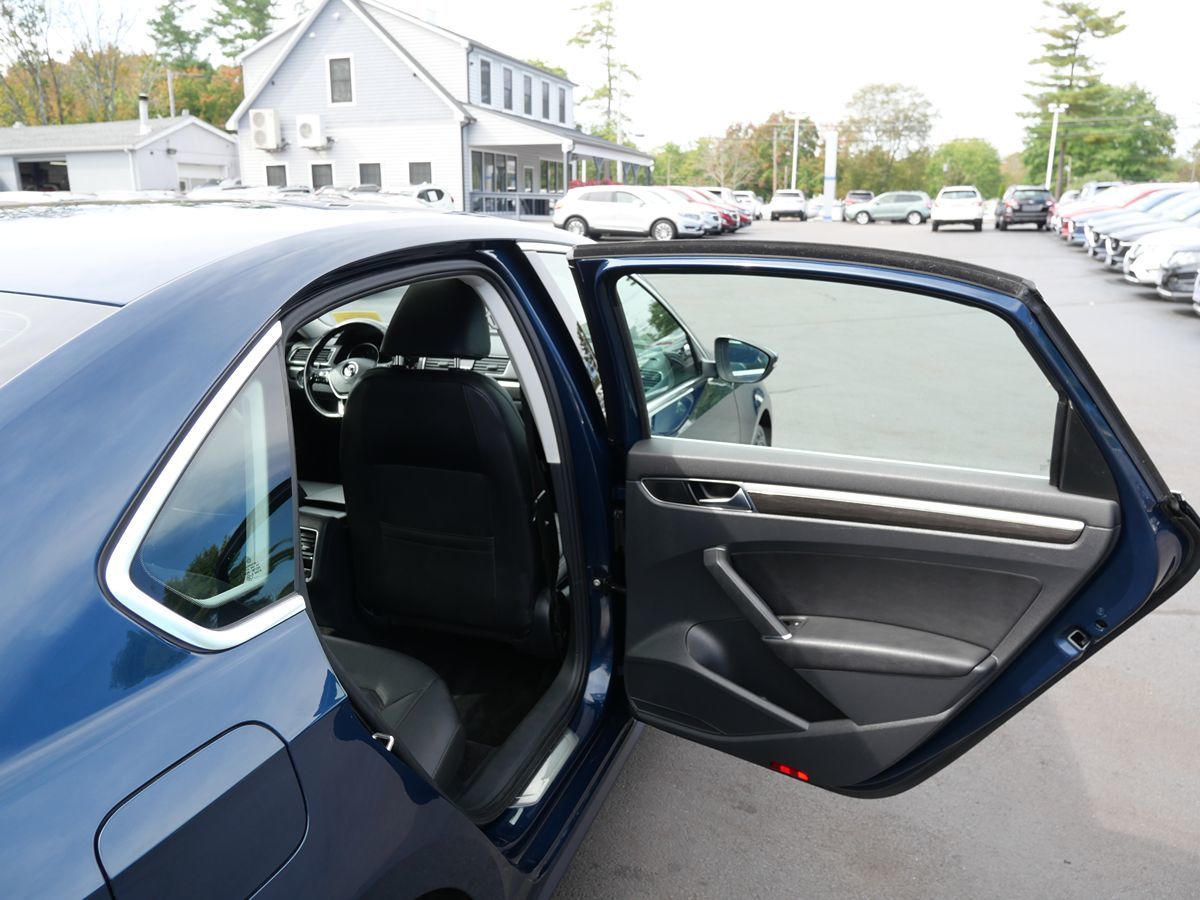 2018 Volkswagen Passat 2.0T SE photo 27