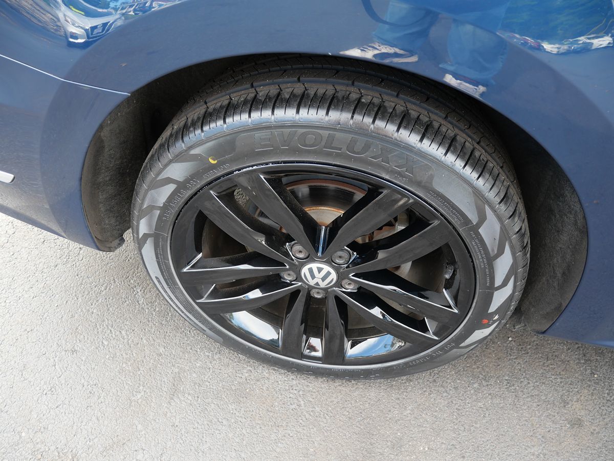2018 Volkswagen Passat 2.0T SE photo 31