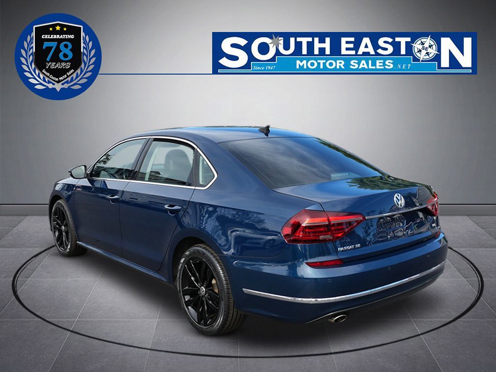 2018 Volkswagen Passat 2.0T SE photo 5