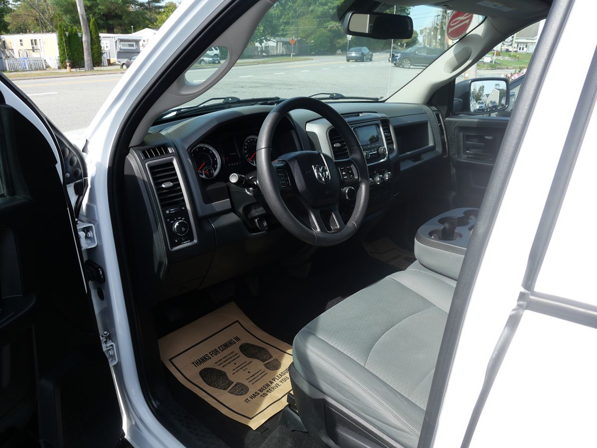 2018 Ram 1500 Express photo 9