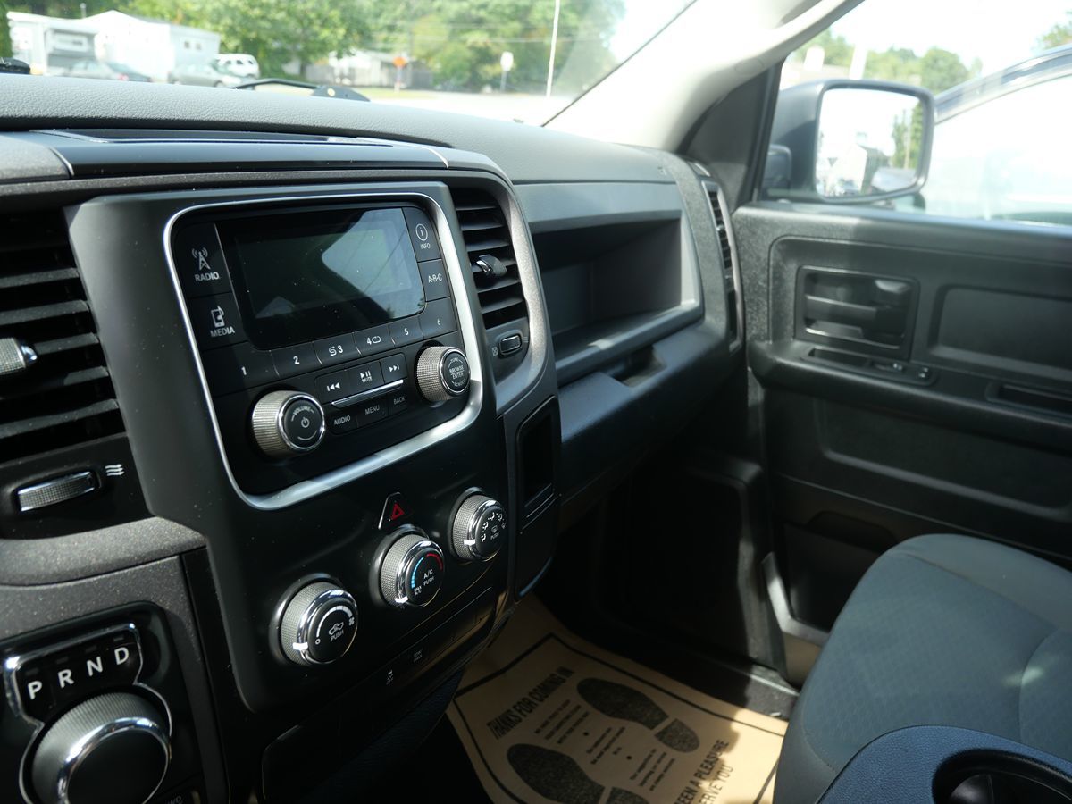 2018 Ram 1500 Express photo 13