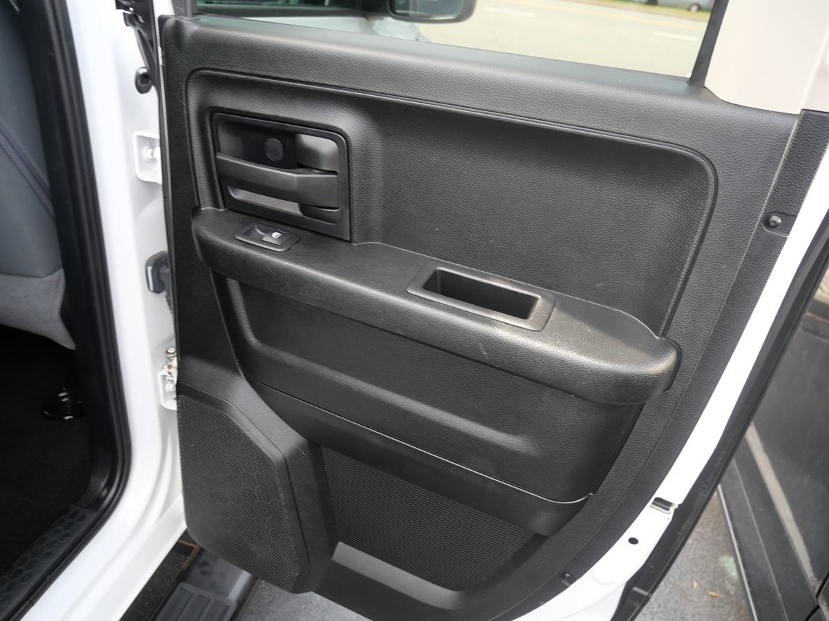 2018 Ram 1500 Express photo 21