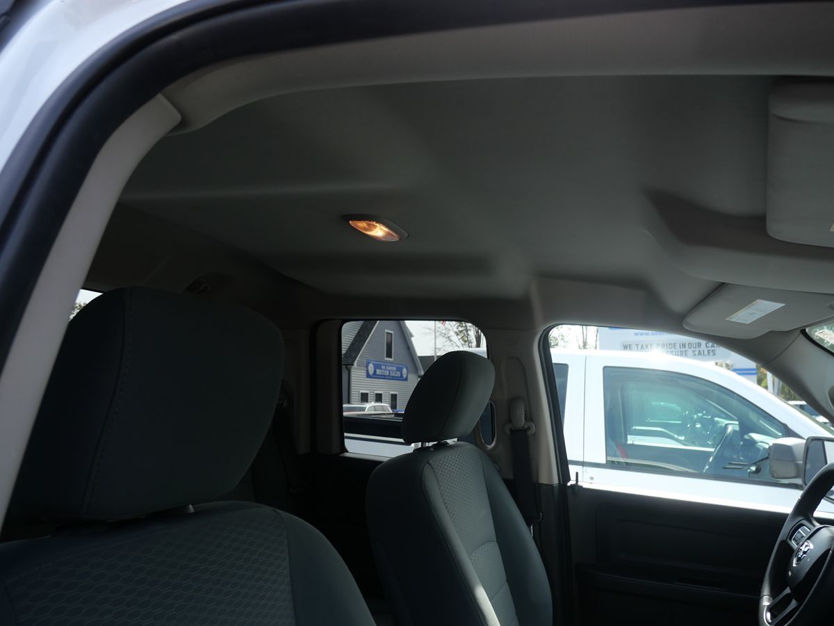 2018 Ram 1500 Express photo 25
