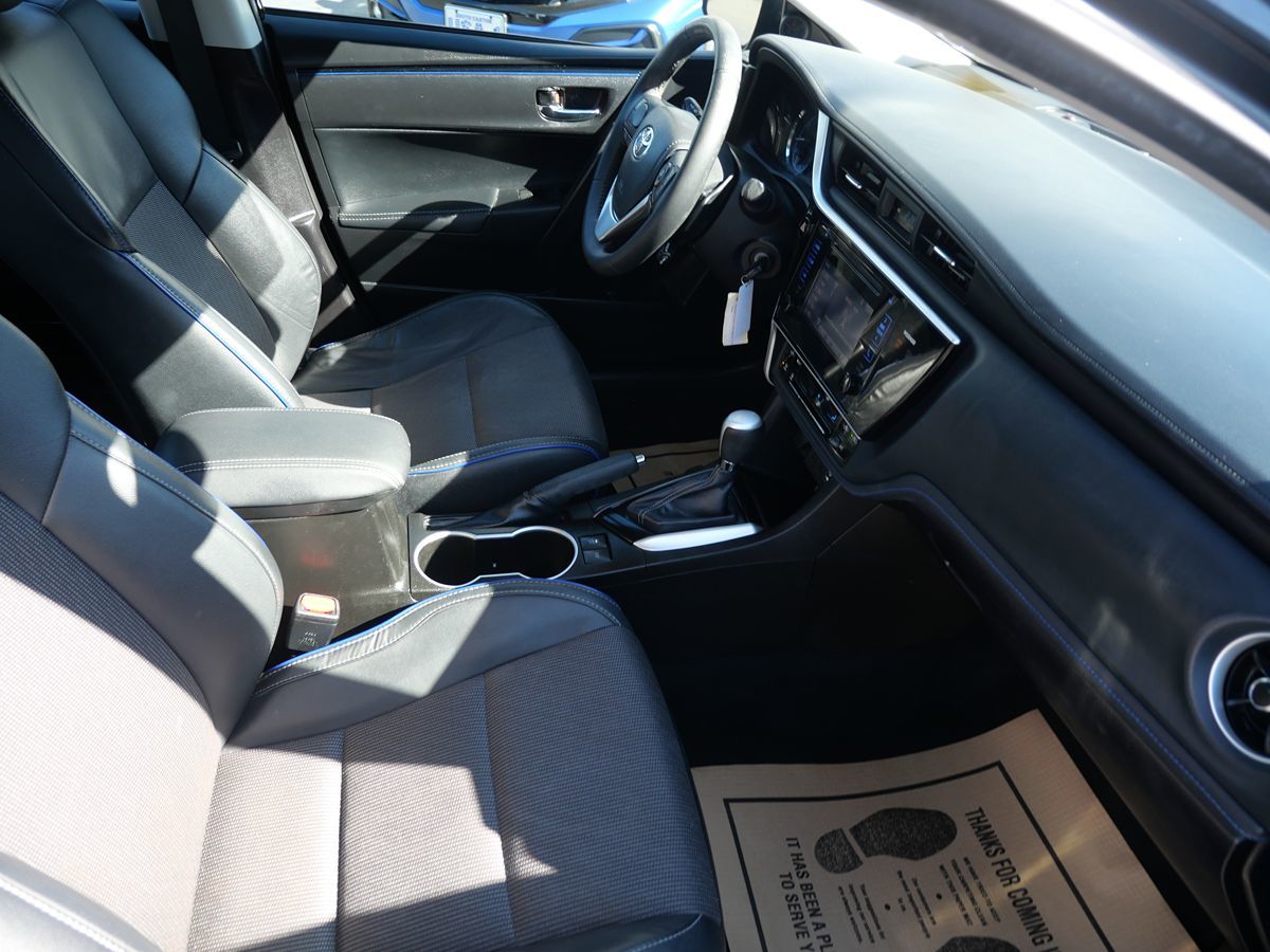 2017 Toyota Corolla XLE XSE Special Edition photo 26