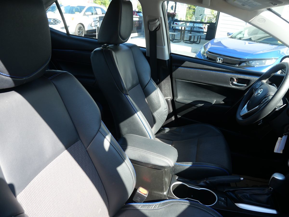 2017 Toyota Corolla XLE XSE Special Edition photo 27