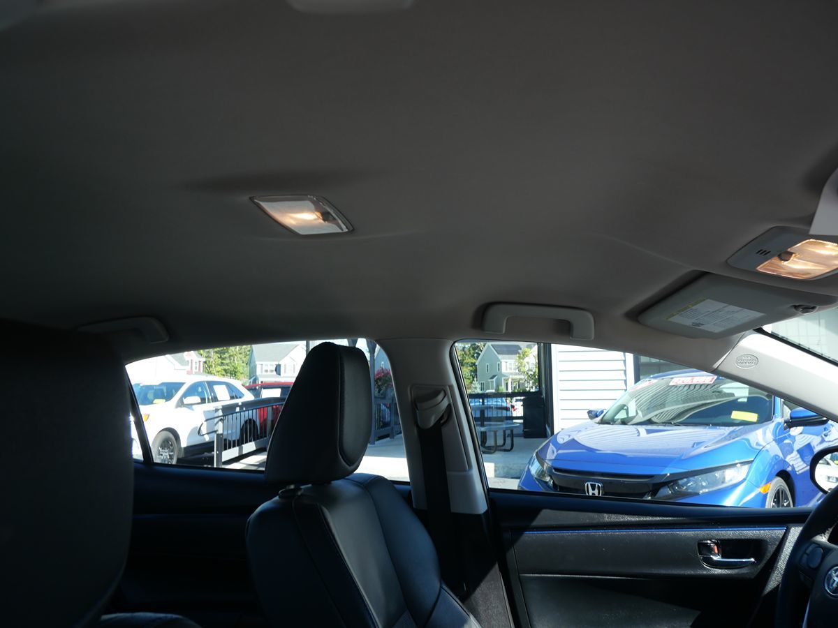 2017 Toyota Corolla XLE XSE Special Edition photo 28
