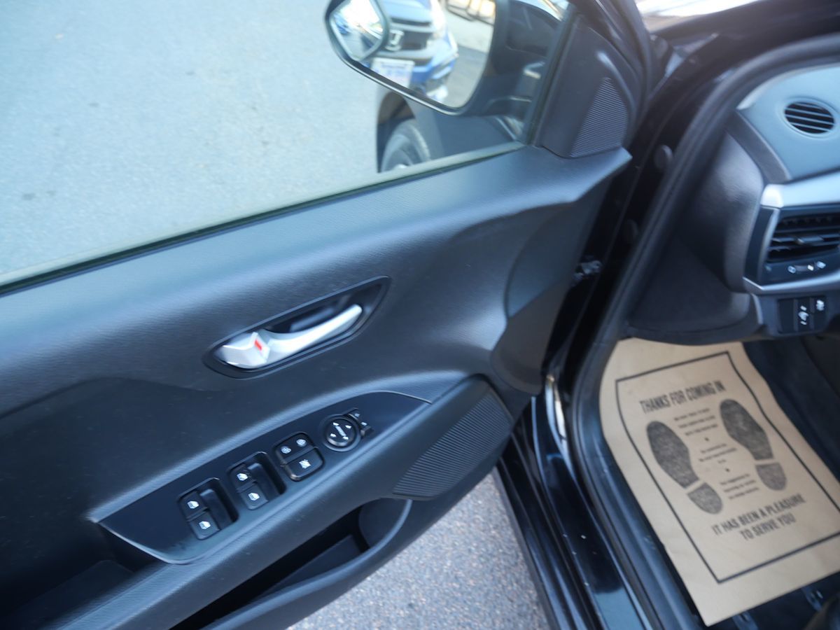 2018 Kia Rio S photo 16