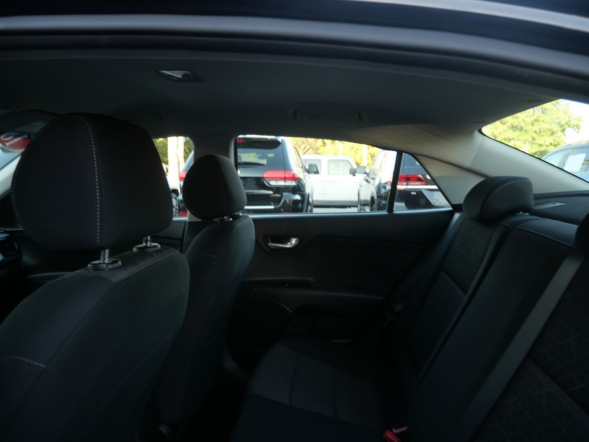 2018 Kia Rio S photo 21
