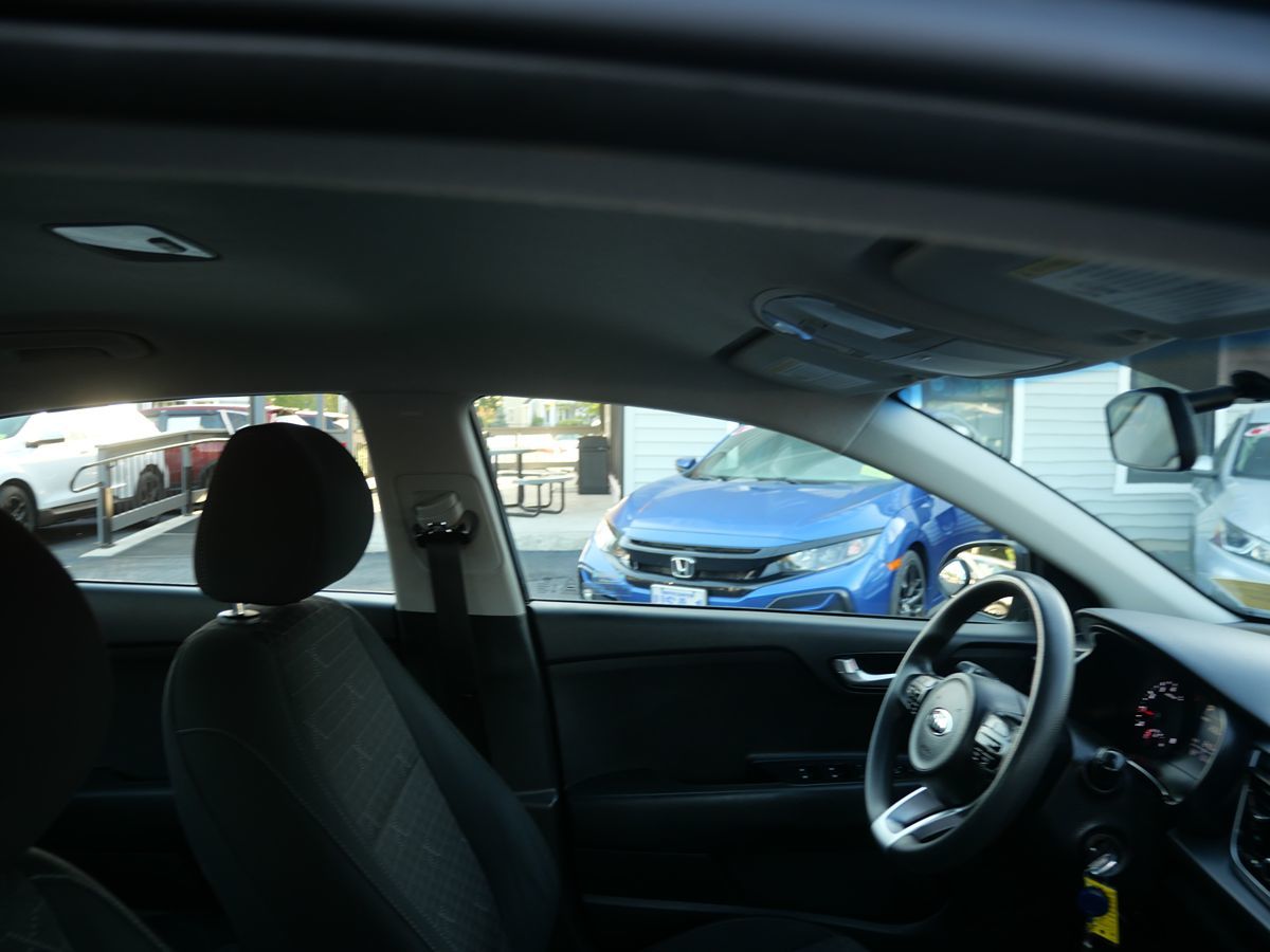 2018 Kia Rio S photo 29