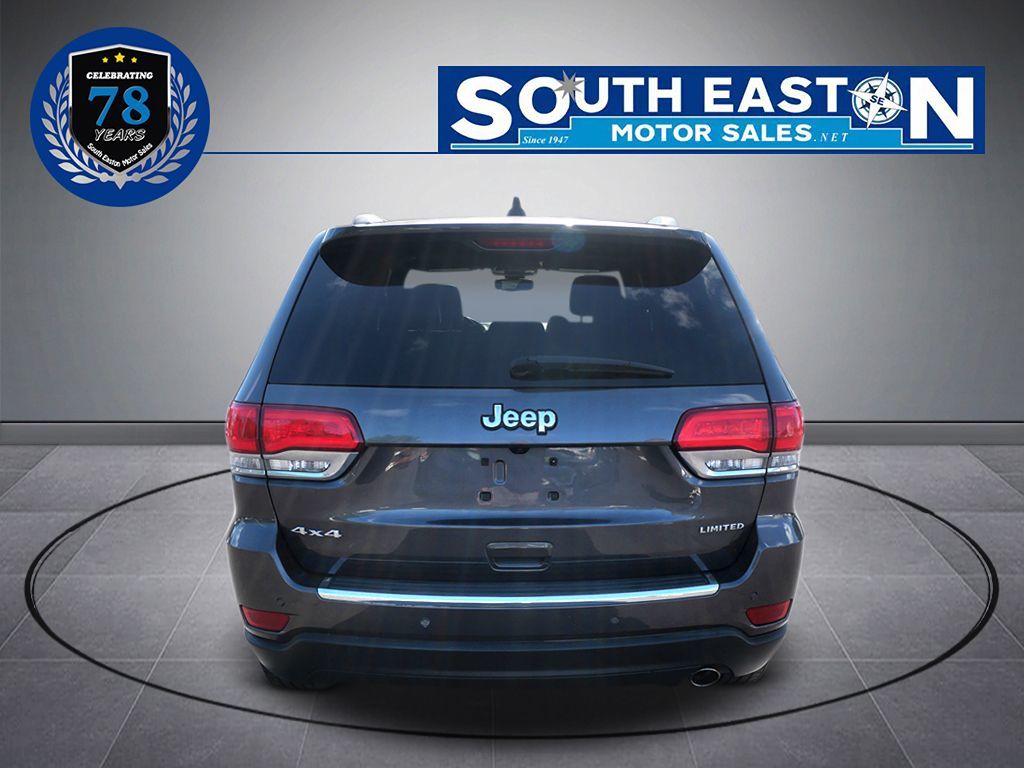 2017 Jeep Grand Cherokee Limited photo 4