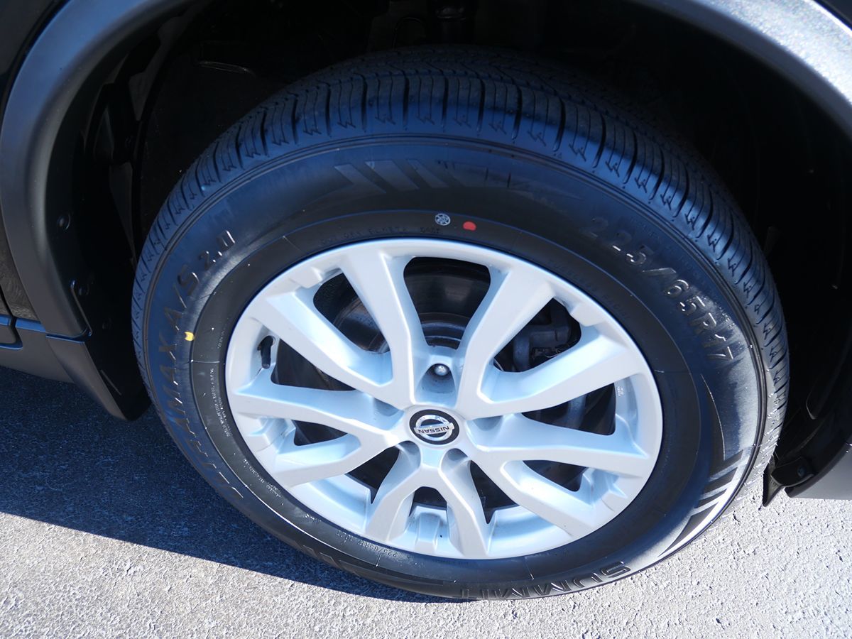 2018 Nissan Rogue SV photo 35