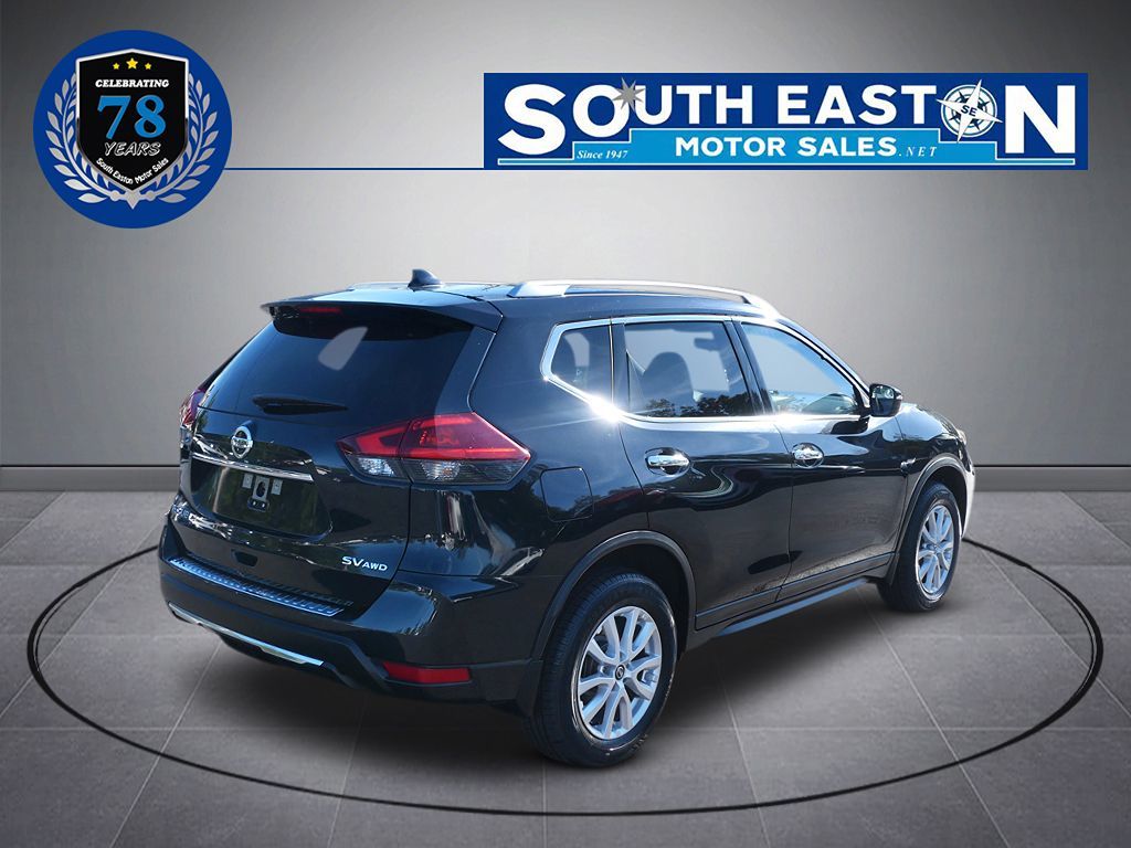 2018 Nissan Rogue SV photo 7