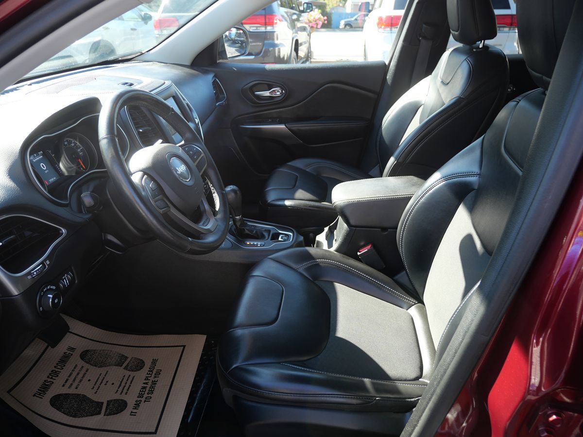 2019 Jeep Cherokee Latitude photo 11