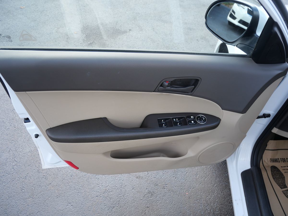 2012 Hyundai Elantra Touring GLS - Photo 16