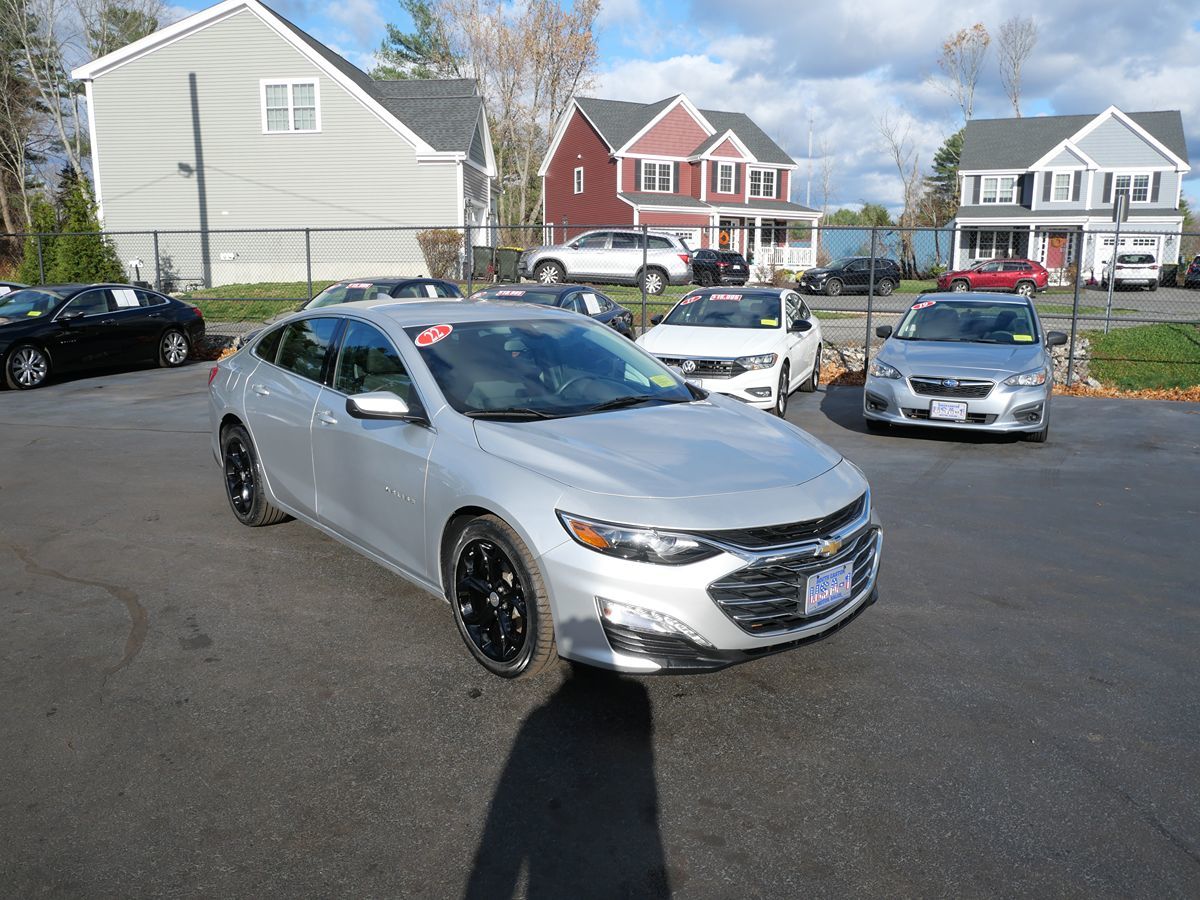 2022 Chevrolet Malibu 1LT photo 3