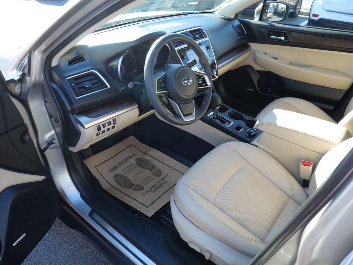 2019 Subaru Outback Limited - Photo 9