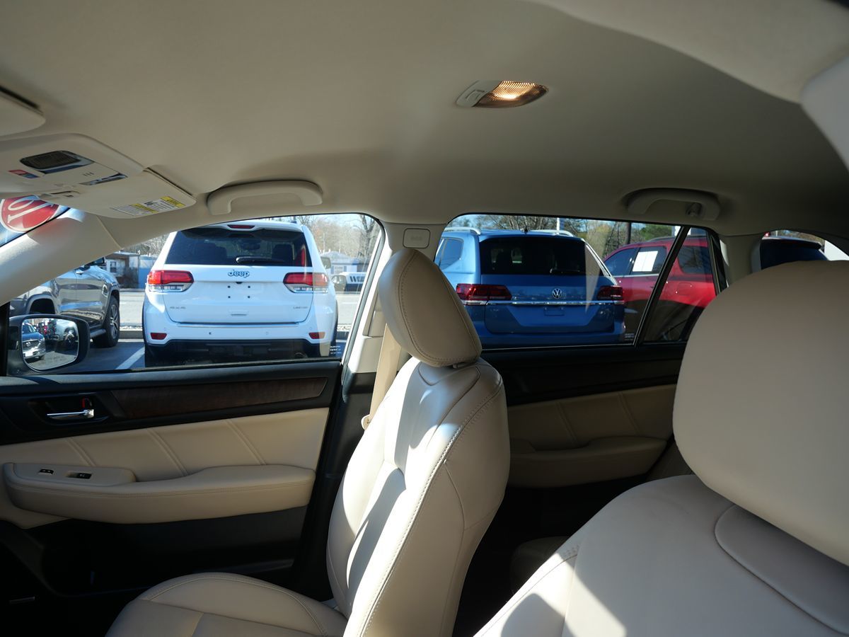 2019 Subaru Outback Limited - Photo 11
