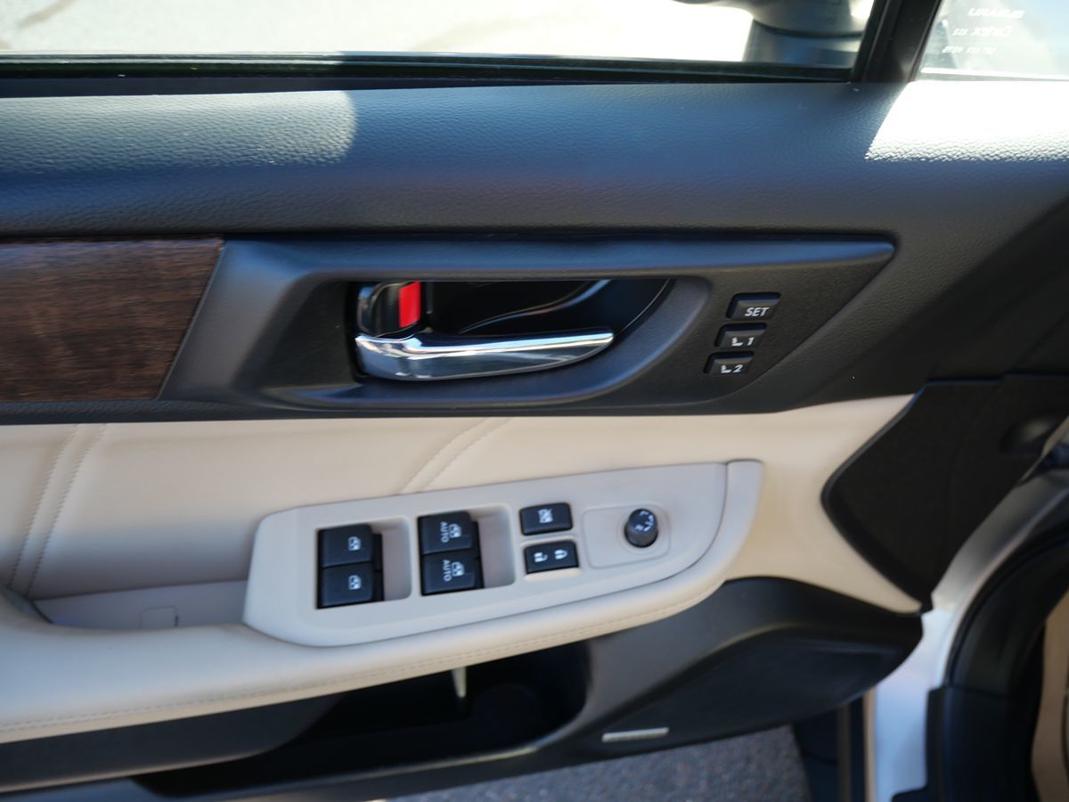 2019 Subaru Outback Limited - Photo 18