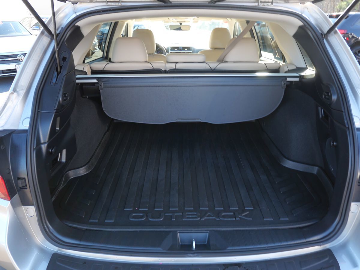 2019 Subaru Outback Limited - Photo 24