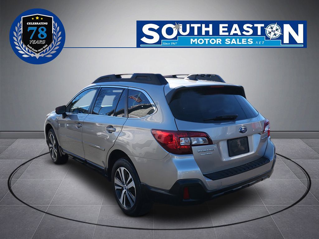 2019 Subaru Outback Limited - Photo 5